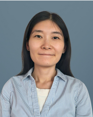 Portrait of Eileen Tong